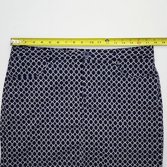Mario  Serrani Comfort Stretch Skort Navy Blue White Morrocan Pattern Size Large - Picture 13 of 16
